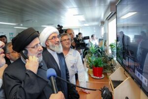 رئیس افتتاح